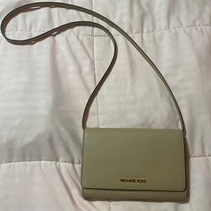 Michael Kors Crossbody Purse 🤎